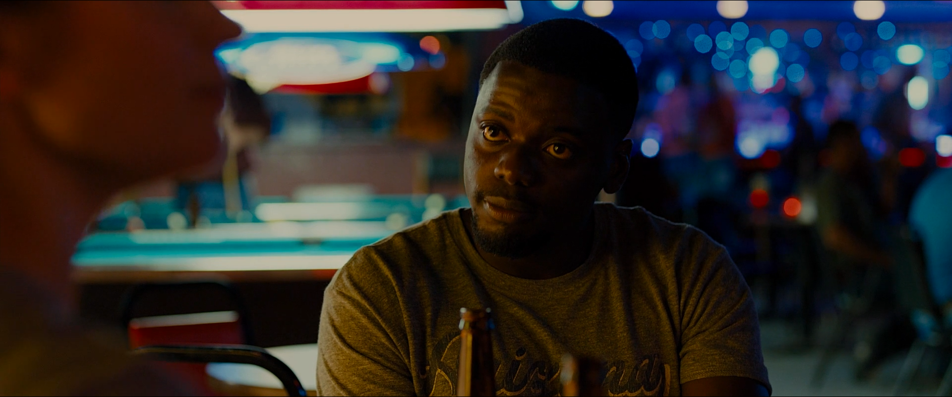 Sicario shot 0650 at 02:06:06:04: the same rectangular tetradic arrangement in a third film, photographed and graded by other hands.